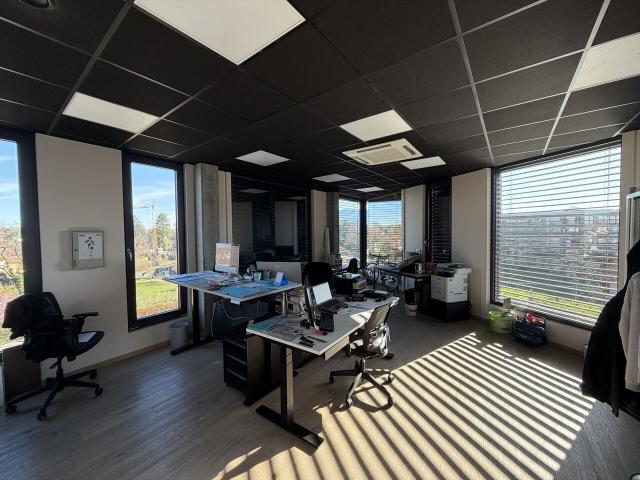 Büro kaufen in Thônex