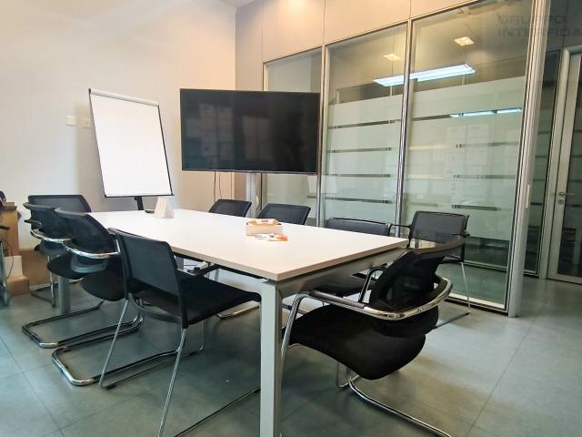 Büro mieten in Lenaccio, Val Mara