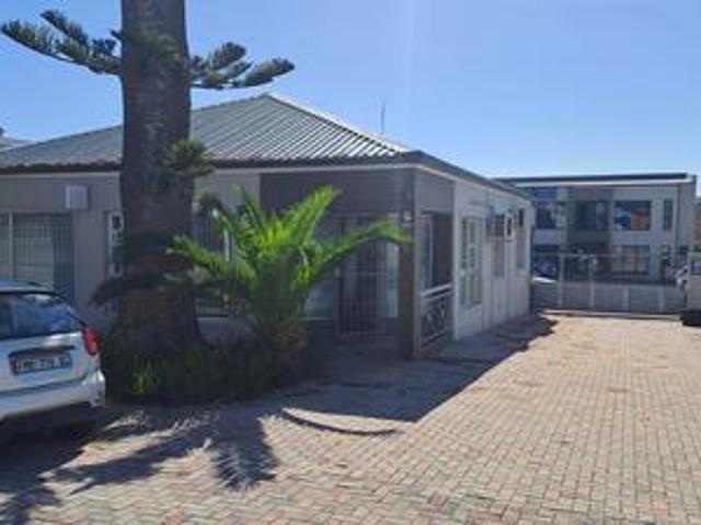 Commercial for rent in Port Elizabeth, Eastern Cape
