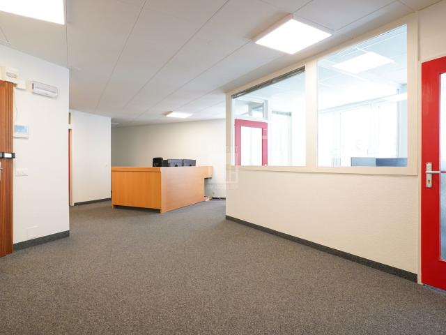 Büro kaufen in Conches