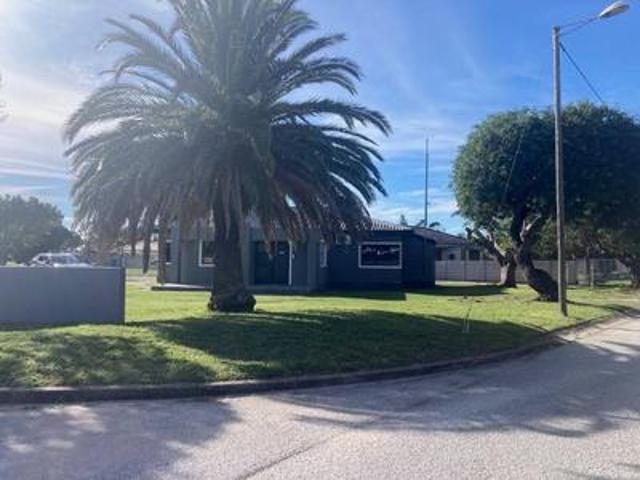 Commercial for sale in Port Elizabeth, Eastern Cape