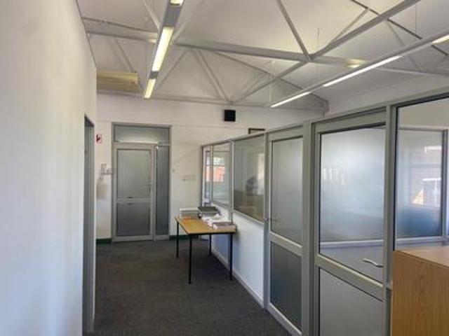Commercial for rent in Port Elizabeth, Eastern Cape