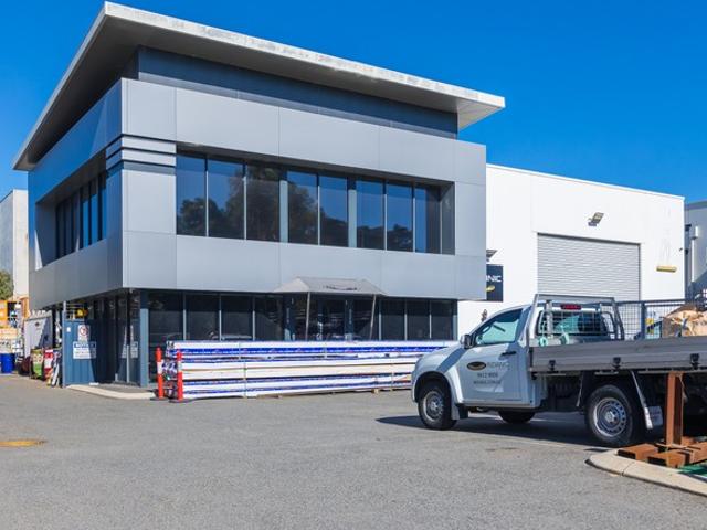 Warehouse for rent in Henderson, Western Australia