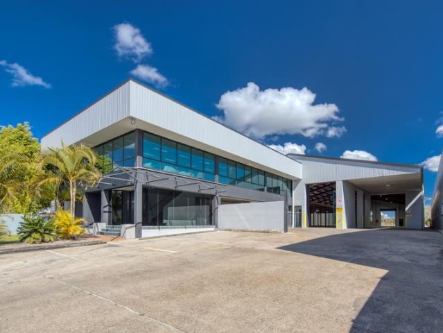 Warehouse for rent in Toombul, Queensland