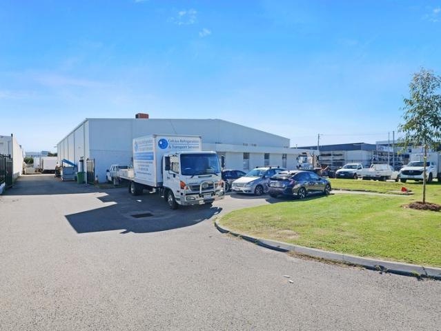 Warehouse for rent in Kewdale, Western Australia