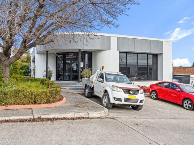 Warehouse for sale in Queanbeyan, New South Wales
