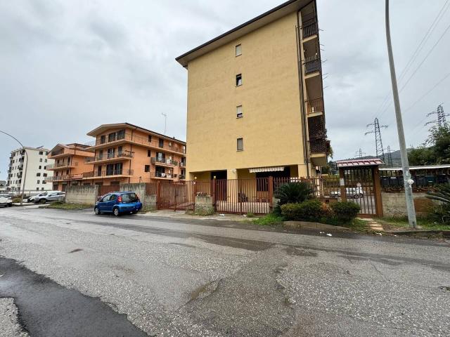Ufficio in vendita a Calabria, Catanzaro
