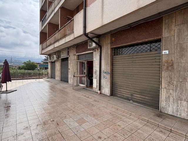 Ufficio in vendita a Calabria, Cosenza
