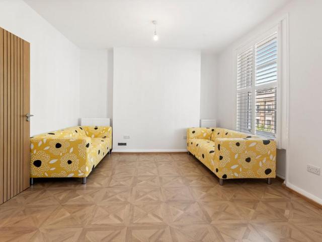 House for rent in Barnsbury, Greater London