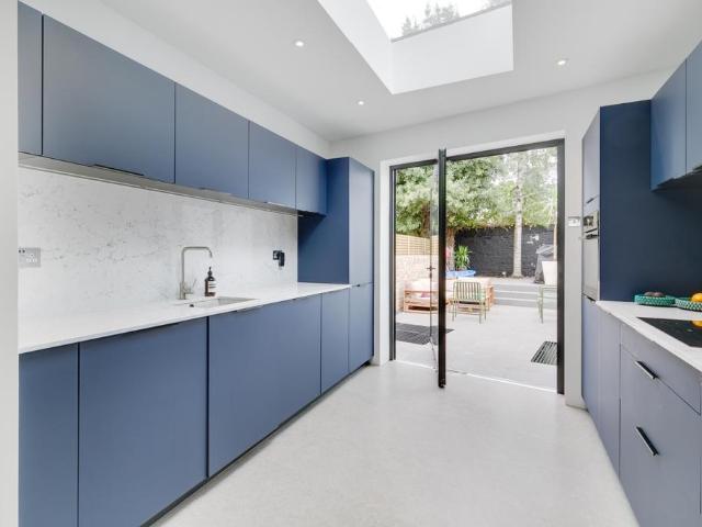 Apartment for rent in Barnsbury, Greater London