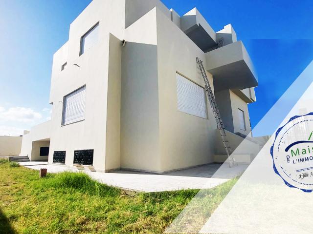 Maison location à Ain Zaghouan, Douz