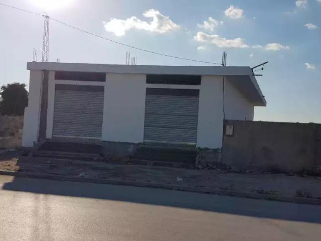Terrain location à La Soukra