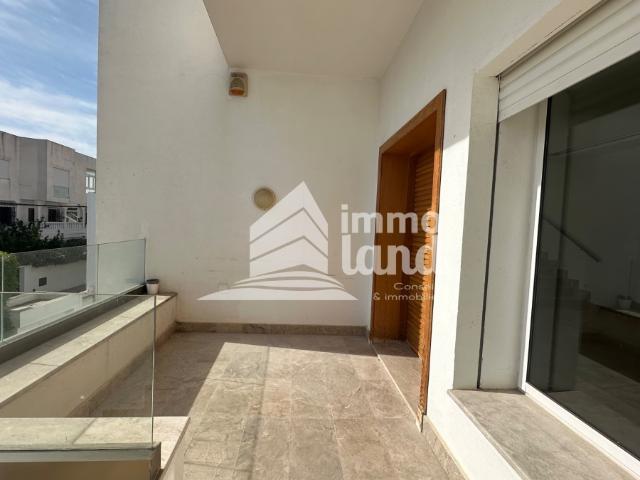 Duplex location à Cite Des Juges 2, La Marsa