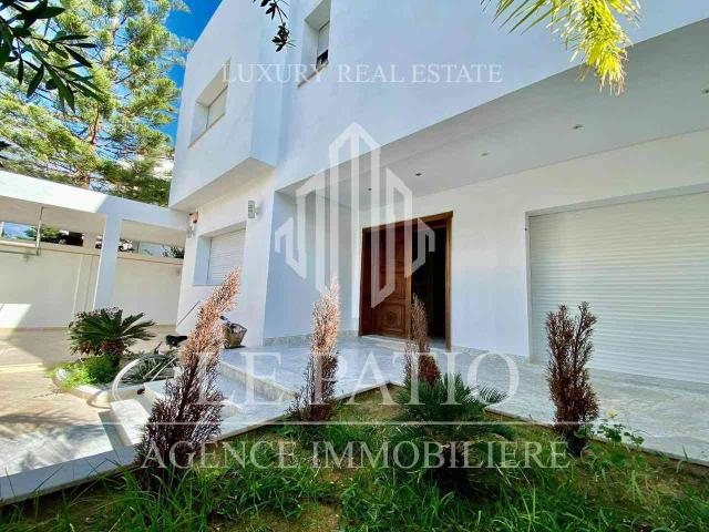 Maison location à Ain Zaghouan, Douz