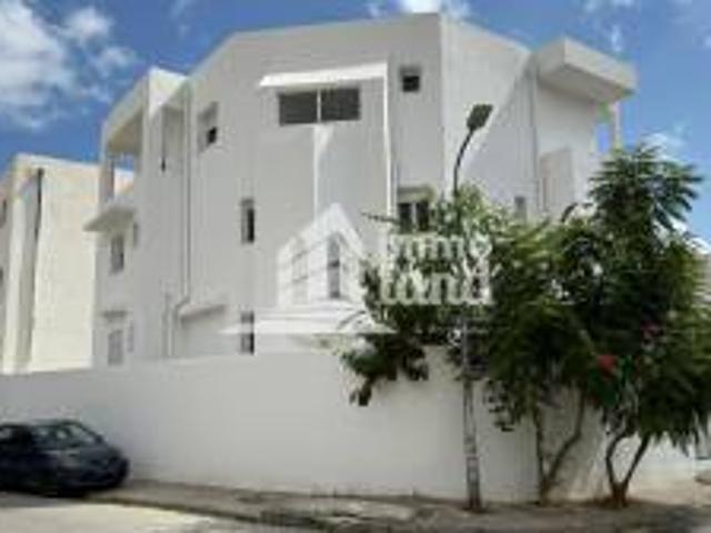 Bureau location à El Menzah 8, Ariana Ville