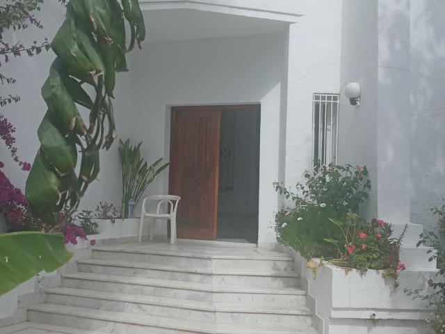 Maison location à El Menzah 9, Douz