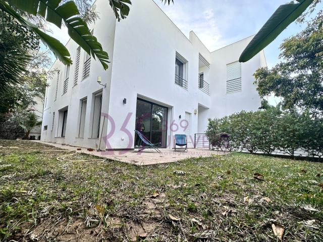 Duplex location à Ain Zaghouan, Douz