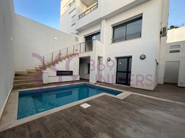 Maison location à Ain Zaghouan, Douz