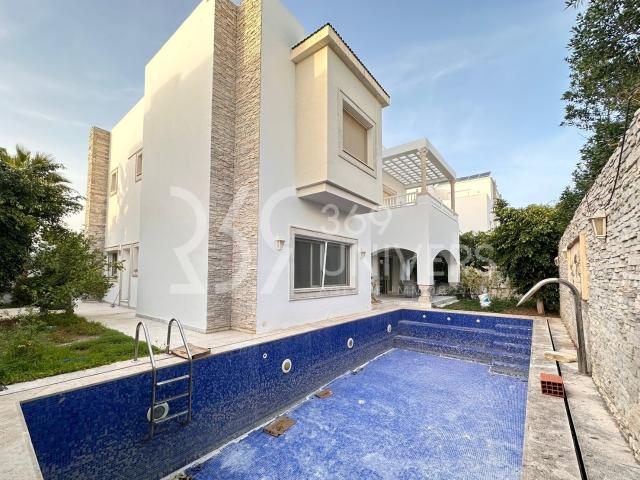 Maison location à Ain Zaghouan, Douz
