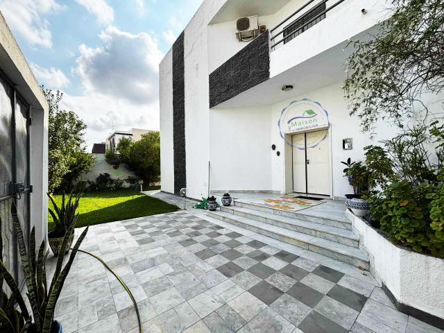 Maison location à La Soukra