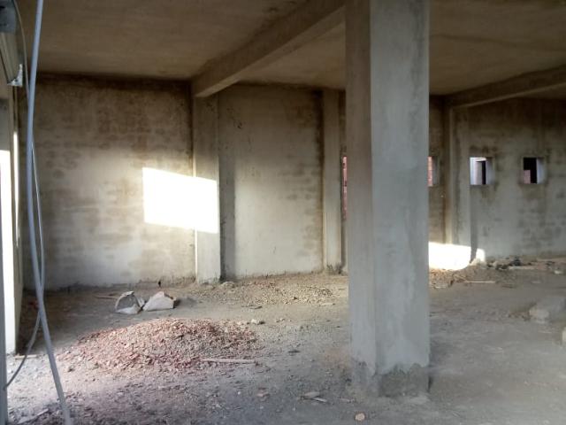 Terrain location à Mahras