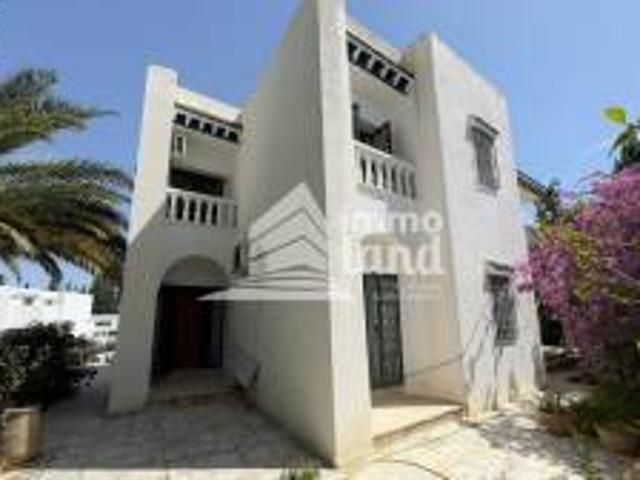 Maison vente à El Menzah 6