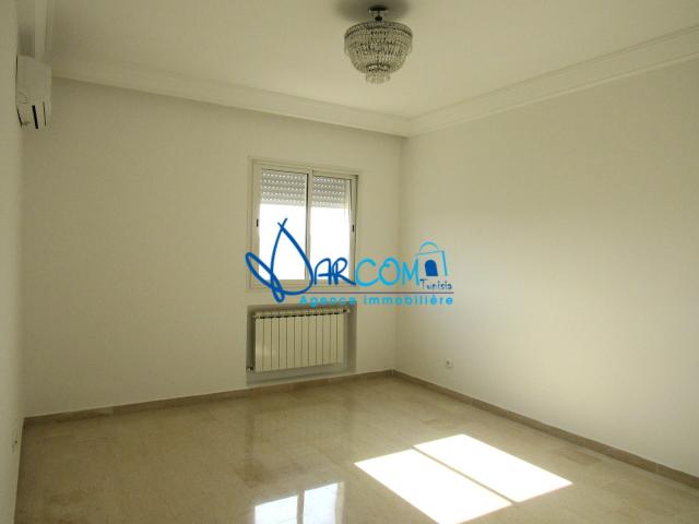Appartement vente à Jardins de Carthage, Ain Zaghouan