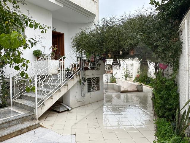 Maison vente à Ain Zaghouan, Douz