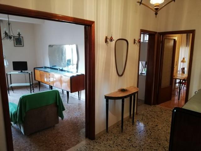 Stanza in affitto a Marche, Ancona
