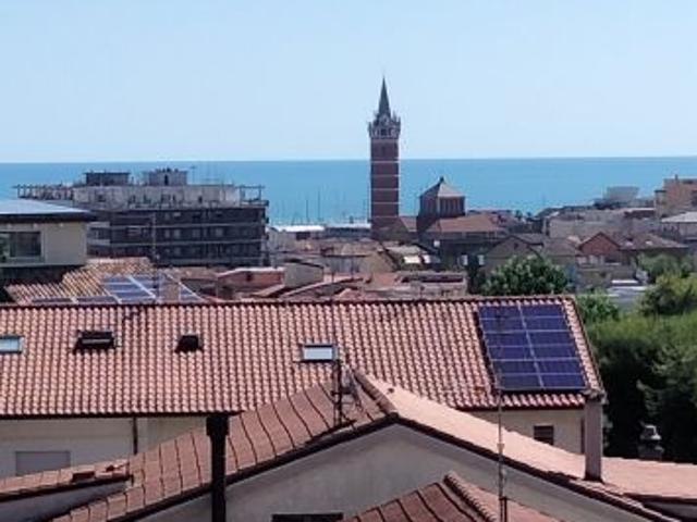 Stanza in affitto a Marche, Macerata