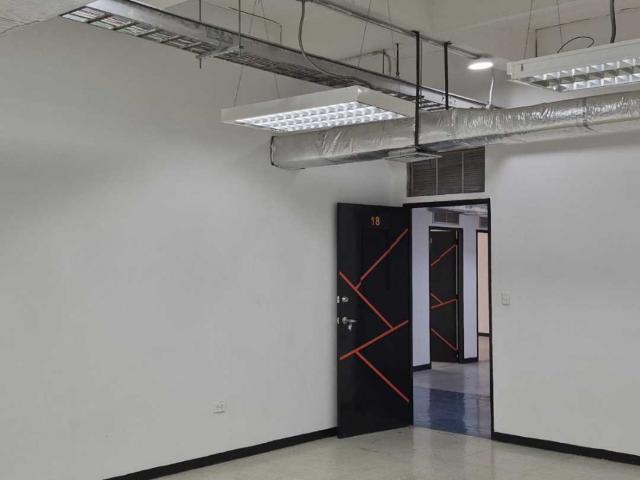Oficina en alquiler en Parcelamiento Don Bosco, Caracas