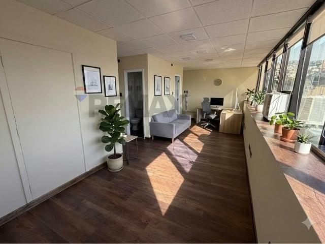 Oficina en arriendo en Valparaíso, Capital, Valparaíso