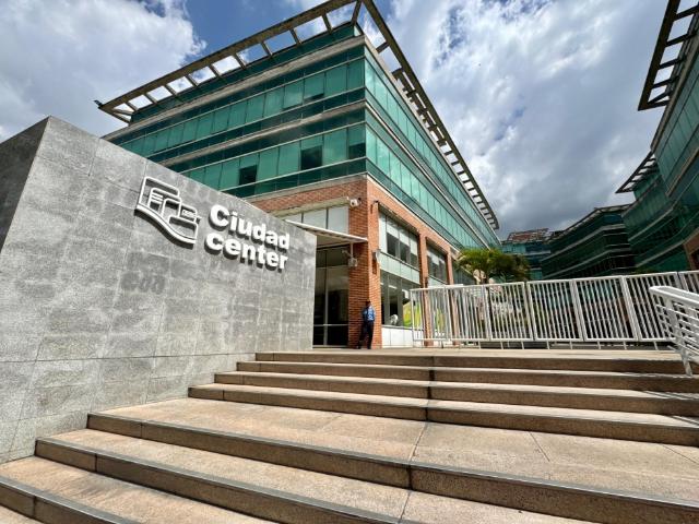 Oficina en alquiler en Leoncio Martínez, Miranda