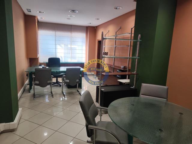 Oficina en venta en San Claudio, León