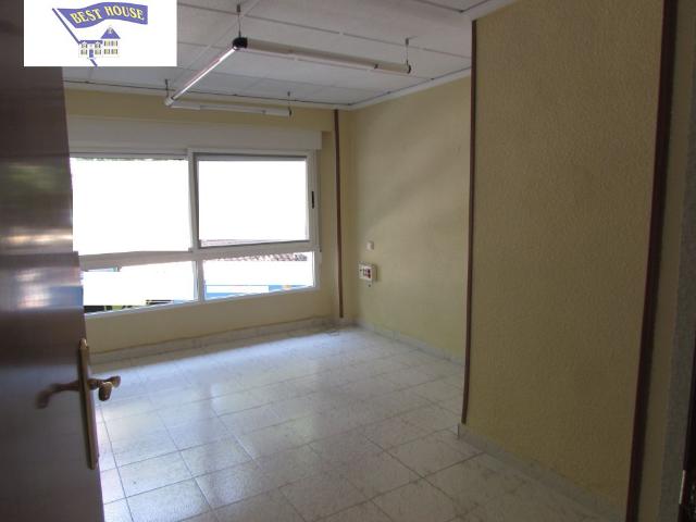 Oficina en venta en Distrito 2, Albacete