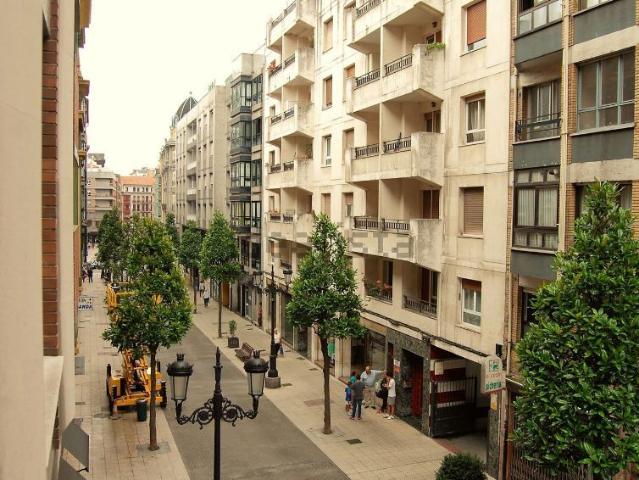 Oficina en alquiler en Oviedo, Asturias
