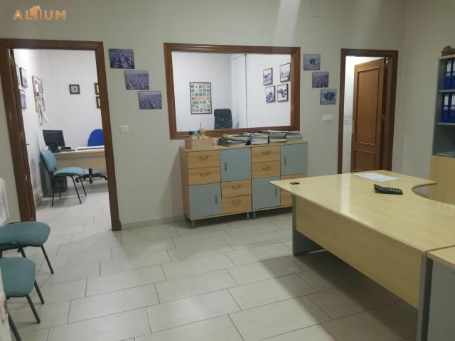 Oficina en alquiler en Costa Noroeste, Andalucía