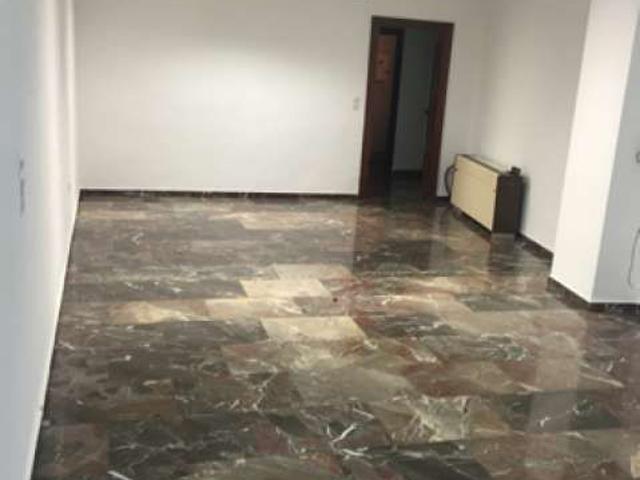 Oficina en alquiler en San Ildefonso, Jaén