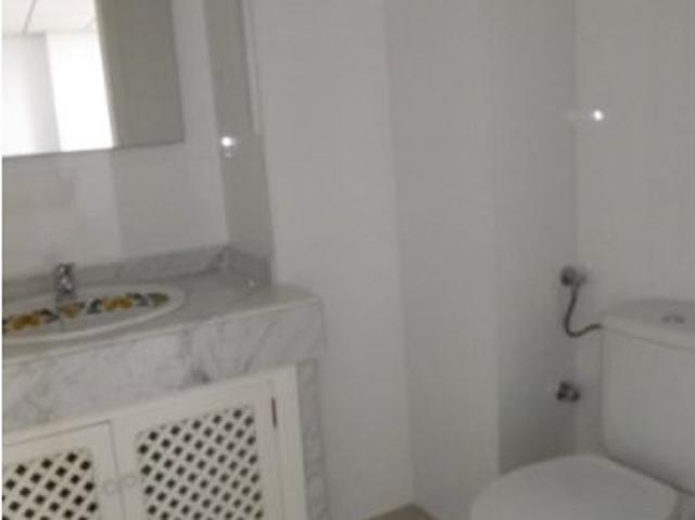 Oficina en venta en Las Protegidas, Jaén