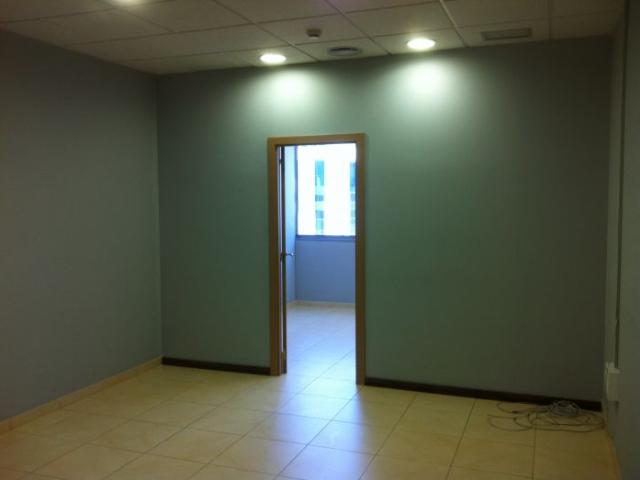 Oficina en alquiler en Distrito Norte, Sevilla