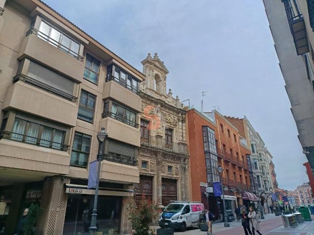 Oficina en alquiler en Plaza España, Valladolid
