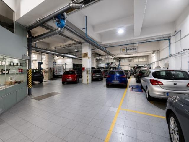 Armazém venda em Lisboa