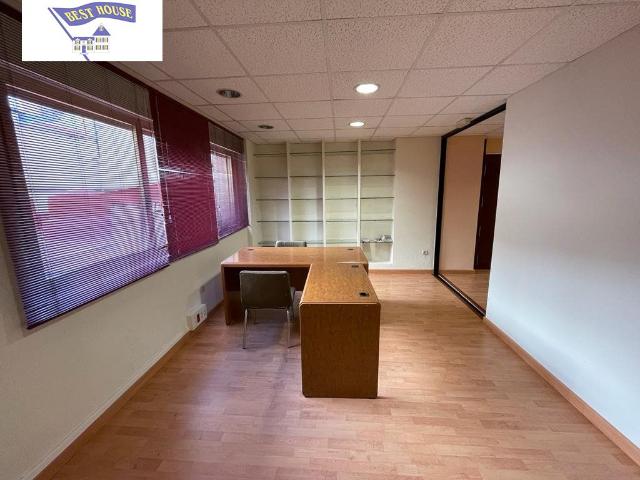 Oficina en alquiler en Distrito 4, Albacete