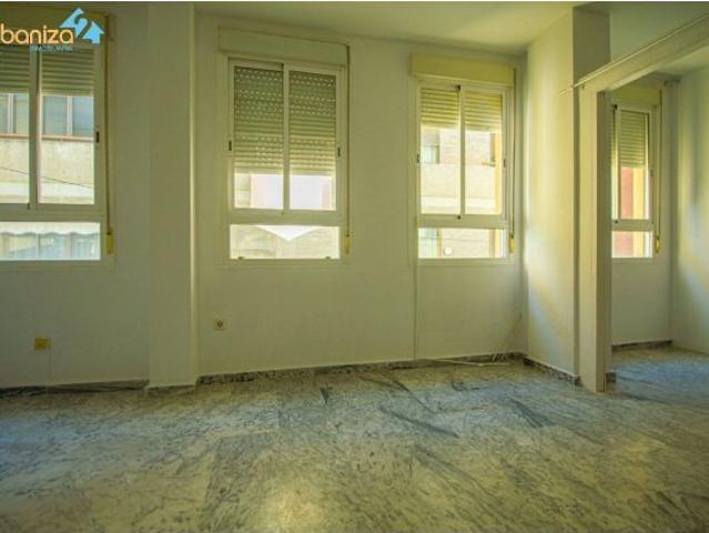 Local Comercial en alquiler en Badajoz, Santo Domingo