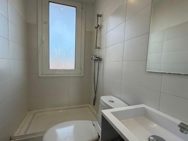 Local Comercial en alquiler en Horta-Guinardó, Barcelonès