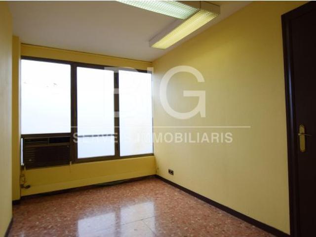 Local Comercial en alquiler en Mataró, Eixample