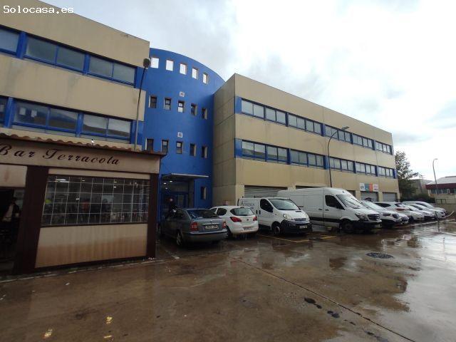 Local Comercial en alquiler en Dos Hermanas, Andalucía