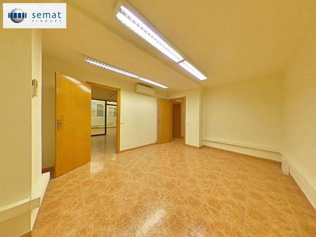 Local Comercial en alquiler en Tàrrega, Lleida