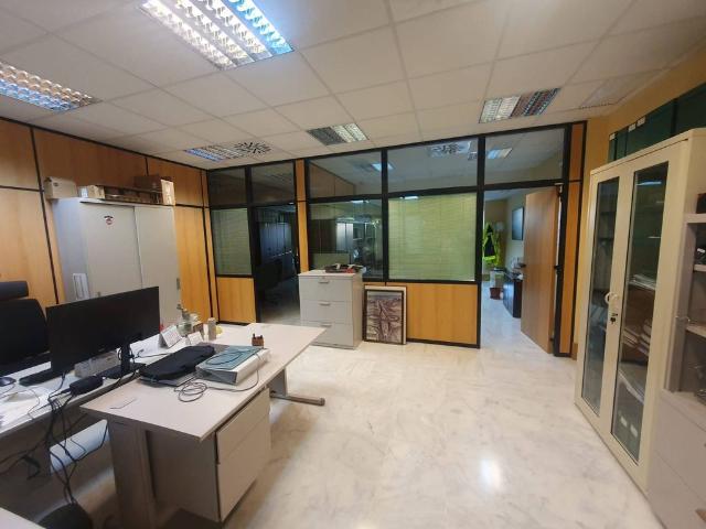 Oficina en venta en Triana, Sevilla