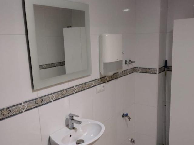 Oficina en venta en Oviedo, Asturias